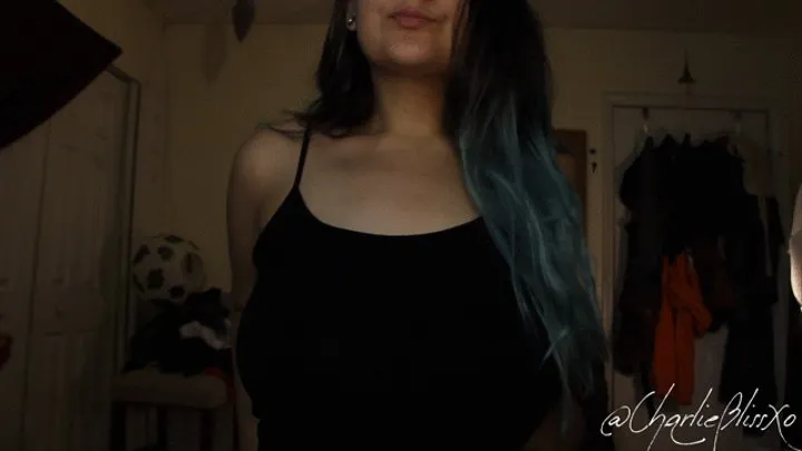 Tank Top Tit Play