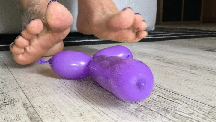 Italian girlfriend - balloon penis tease and pop
