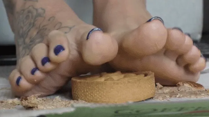 Italian girlfriend -bfood crush barefoot tiny cakes snack under big soles