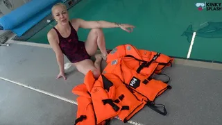 Lifejacket Pool Jumps