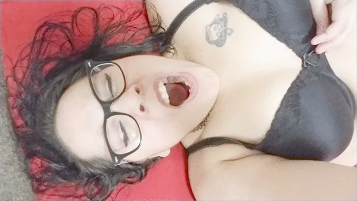 Cute bbw yawning