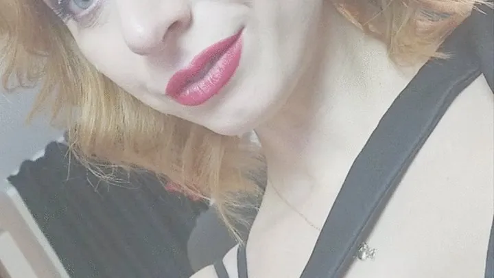 Red Lipstick Tease