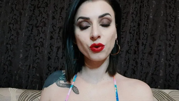 Red lips mindfuck