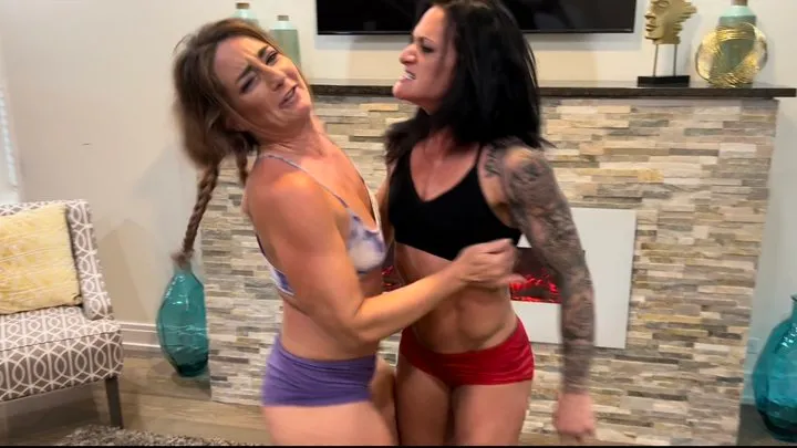 Taperedphysique Vs Savannah Fox: Battle