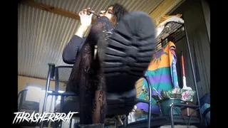 SMOKING TOES IN TIGHTS + MUSIC