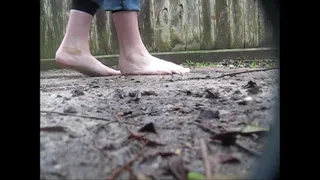 Size 10 Female Feet In The Cold Mud