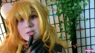 Yang's New Sword (RWBY)