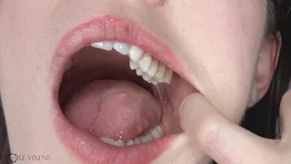 Mouth Exploration With Giantess Princess Camryn