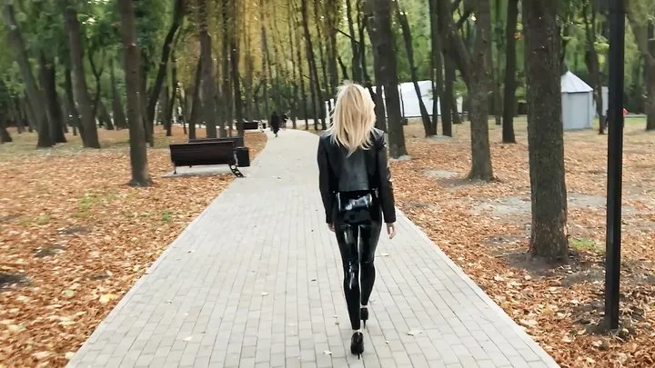 Latex leggings in the park