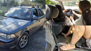 Tanya and Rosy find the keys to the car, but don't know how to drive