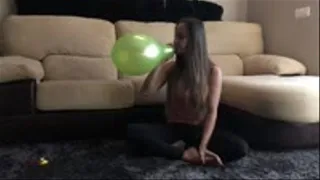 2 balloons 2 pop