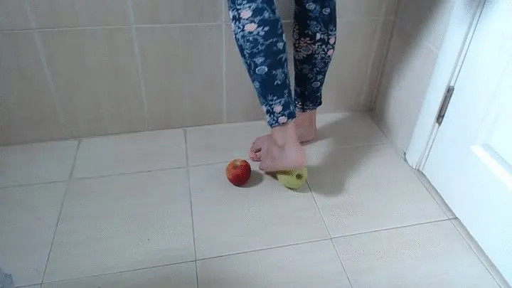 Big feet smash apples