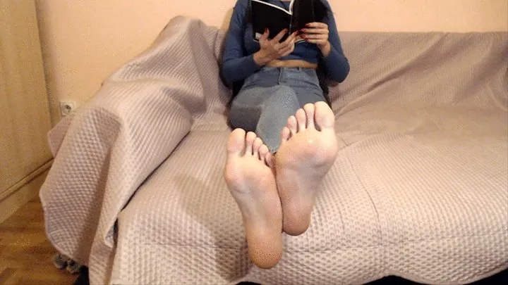 You smell my feet while I read