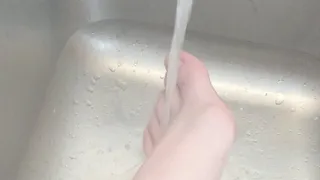 Kitchen Sponge Foot Washing