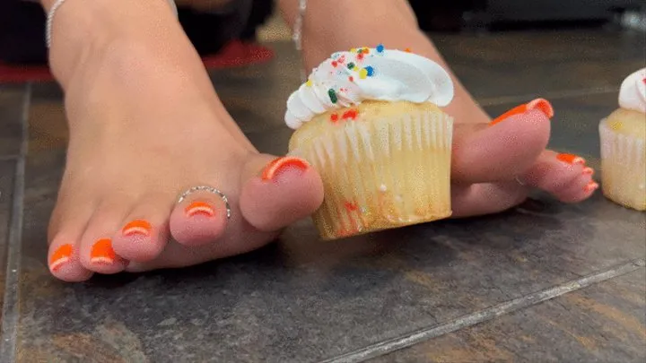 Smashing Mini Cupcakes with Pretty Size 11 Feet EyeCandyToes