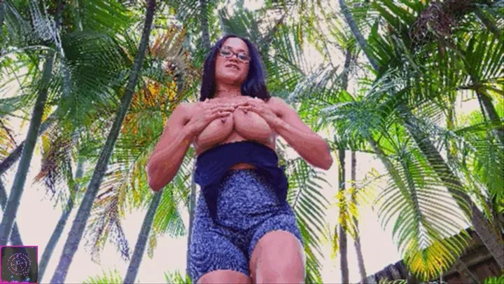 Strong Woman Giantess with Jazmine Cruz