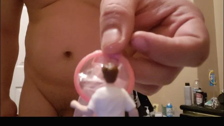 Little gay man watches naked giant and gets with condom!!