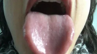look at my beautiful tongue