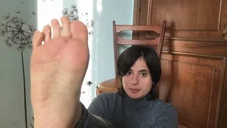 adore my feet - it's your only task