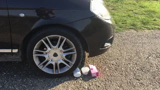 crushing bottles - plastic containers and much more with the wheels of my car