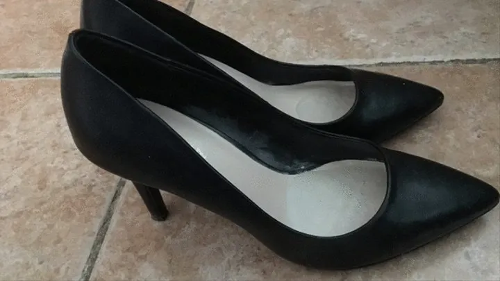 Miss Minnie's step-mom's shoes - only a real MLLF can wear high-heeled shoes