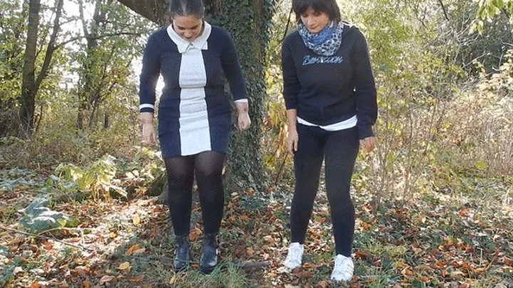 Jenny Boob Super Amatorial and I crush wooden branches with our feet