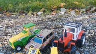 Jenny Boob Super Amatorial and I destroy poor toy cars