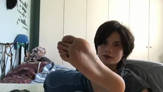 miss minnie has beautiful bare feet and very sexy soles