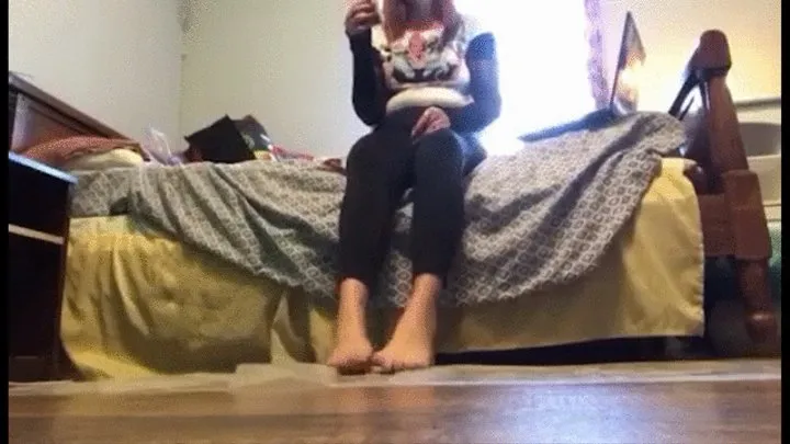 mae Playing in cookies while I do my college work