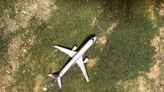 Unlucky Tiny Plane Meets Giantess