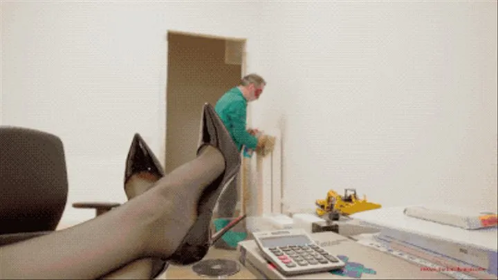 M V C - OFFICE CLEANER, SHOE LICKER