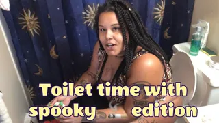 Toilet Time With Spooky Smoking