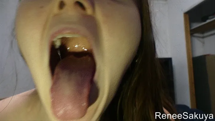 Mouth fetish video, inside her mouth, throat, her tongue, lips, whats your favorite?