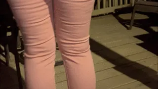 Scarlet Pees Her New Pink Pants!
