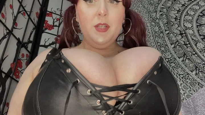 Cleavage Worship In Leather Corset