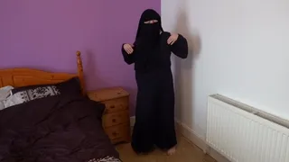 Dancing in Burka and Niqab in bare feet and masturbating