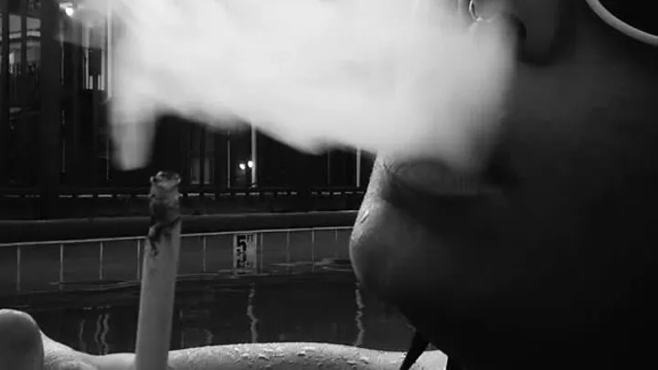 Smoking in pool bnw