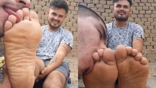 Renzo Huge Feet Worshiped in Street - Taxi Driver Foot Service