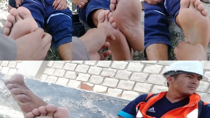 Macho Worker - Foot Tickling & Solo Feet