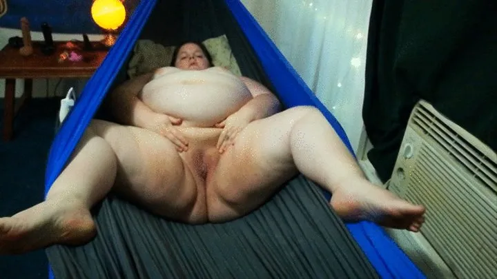 BBW Hitachi in a Hammock