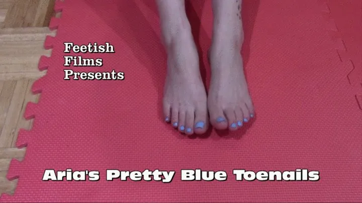 Aria's Pretty Blue Toenails