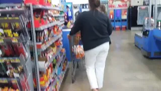 Checkin' Her Out in the Checkout line!