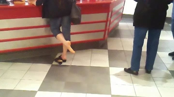 Feet at Freddy's