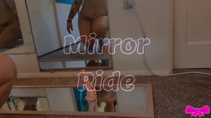 Dakota Marr Masturbation on a Mirror and Squirting