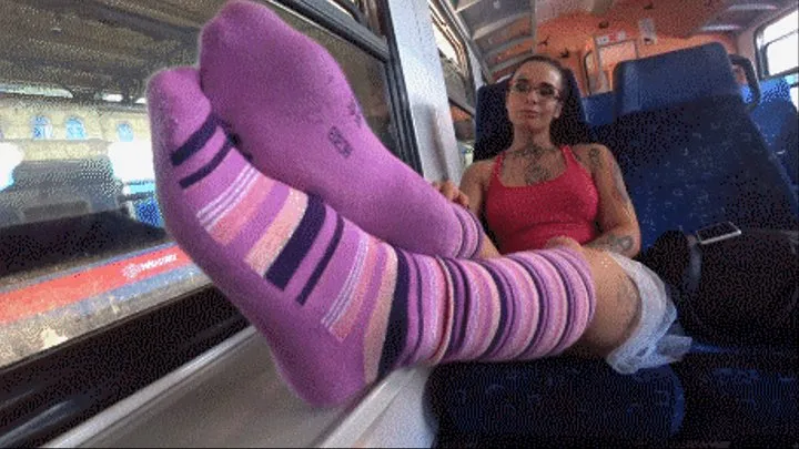 THE GIRL ON THE TRAIN-MY WET PURPLE KNEE SOCKS WILL MESMERIZE YOU!