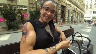 BADASS BICEPS QUEEN-MY BICEPS MAKE YOU HORNY SO YOU HAVE TO PAY TO WATCH THEM!