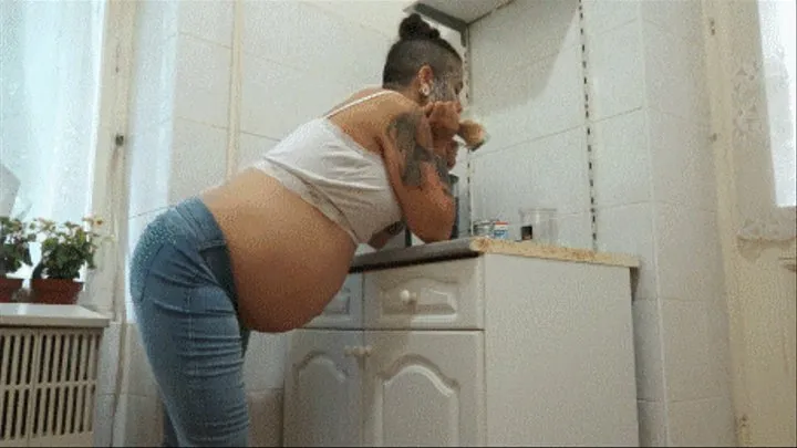 FULL MOVIE:9 MONTH PREGNANCY-PISS ECSTASY IN TIGHT JEANS