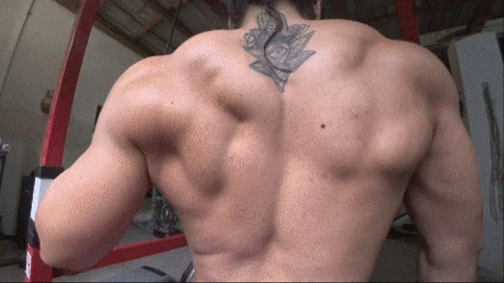 SHREDDED BODY AND ARROGANCE:INSANE TOPLESS BACK WORKOUT AND MUSCLE WORSHIP HUMILIATION