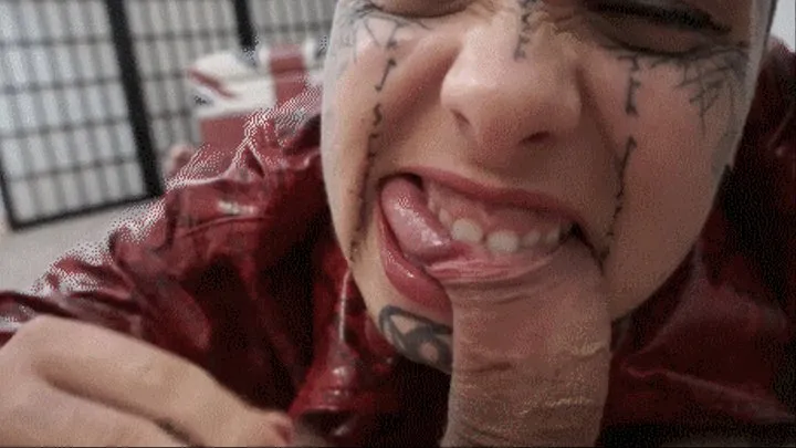 VENOM MISTRESS WITH SPLIT TONGUE:I BITE OFF YOUR COCK (EXTREME )