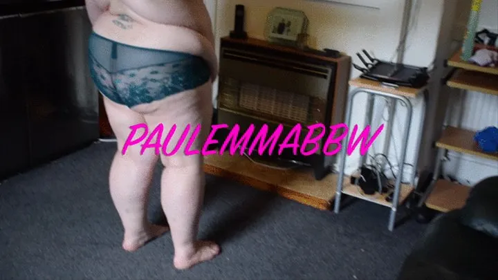 BBW cleans in underwear